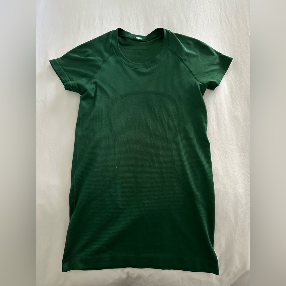 Lululemon Swiftly top